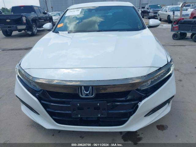 1HGCV1F38KA051685 Honda Accord Sport