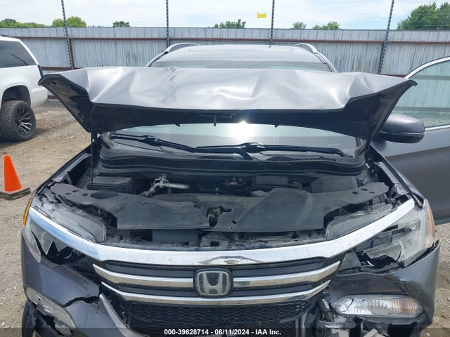 Honda Pilot Touring 2016 5FNYF5H90GB045520 Image 10