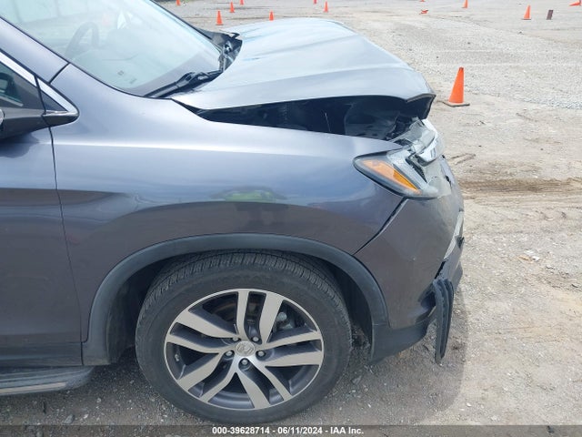 Honda Pilot Touring 2016 5FNYF5H90GB045520 Image 18