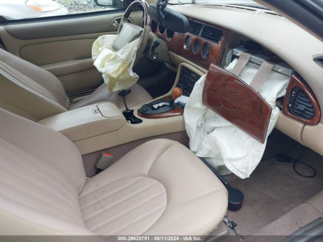 2000 JAGUAR XK8 SAJJA41C3YNA02734 Photo 4