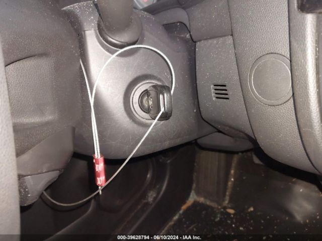 3HGGK5H52FM787546 Honda FIT LX