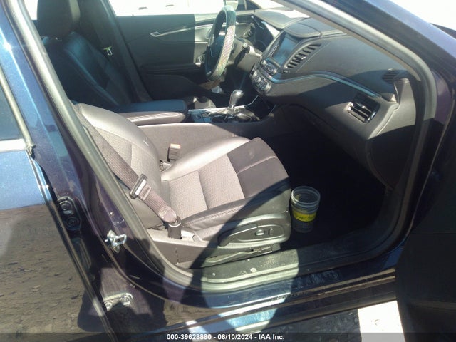 Chevrolet IMPALA 1LT 2018 2G1105S36J9159873 Image 5