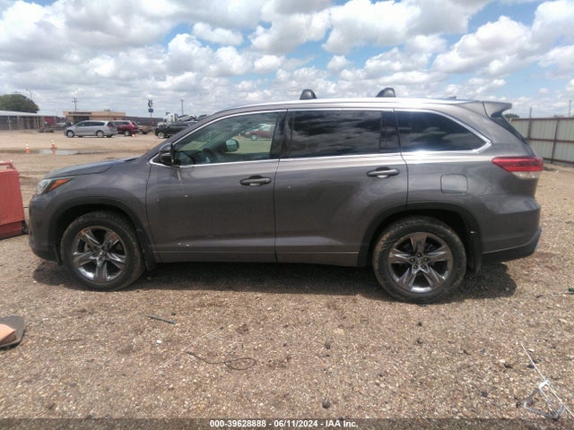 Toyota Highlander Limited Platinum 2017 5TDDZRFH5HS461017 Image 14