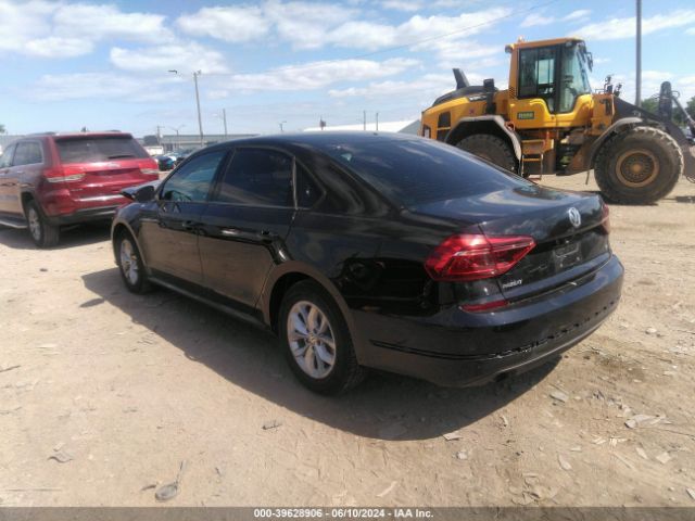 1VWAA7A35JC008997 Volkswagen Passat 2.0t R-line/2.0t S