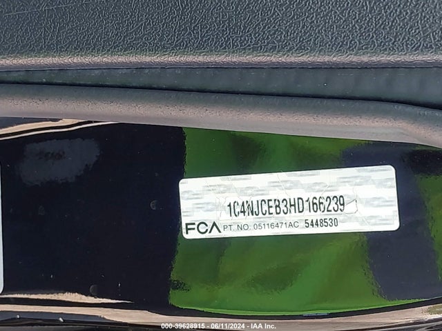1C4NJCEB3HD166239 Jeep Compass High Altitude Fwd