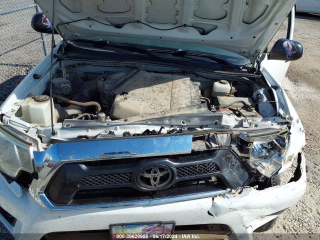 5TFLU4EN1FX148039 Toyota Tacoma Base V6
