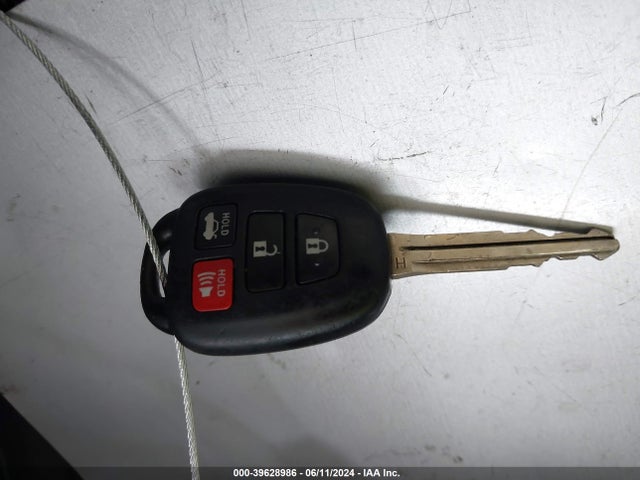 Toyota COROLLA LE 2014 5YFBURHE6EP131271 Image 11