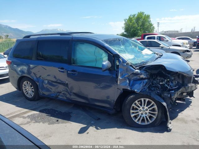 5TDYK3DC2FS620762 Toyota Sienna Xle 8 Passenger