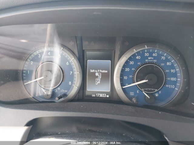 5TDYK3DC2FS620762 Toyota Sienna Xle 8 Passenger