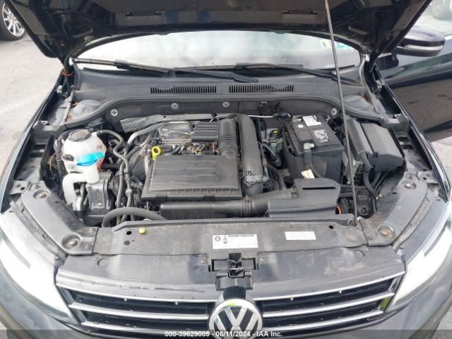 3VWDB7AJ4JM218076 Volkswagen Jetta