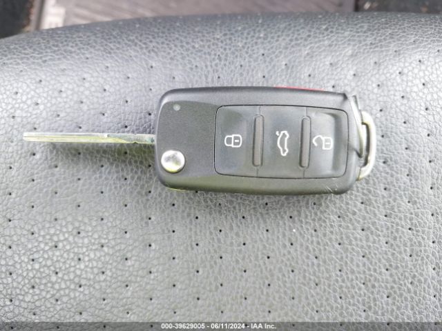 3VWDB7AJ4JM218076 Volkswagen Jetta
