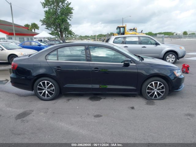 3VWDB7AJ4JM218076 Volkswagen Jetta