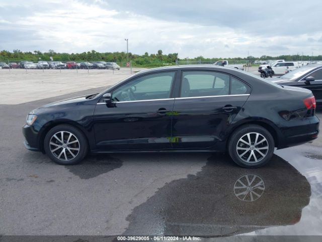 3VWDB7AJ4JM218076 Volkswagen Jetta