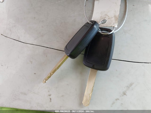 Honda FIT LX 2015 3HGGK5H56FM737054 Image 11