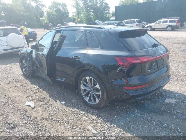 WA1LAAGE3MB002931 Audi E-tron Premium Plus Quattro