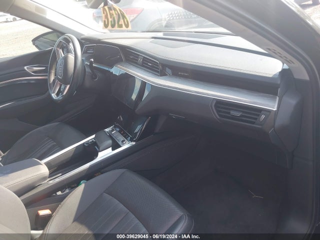WA1LAAGE3MB002931 Audi E-tron Premium Plus Quattro
