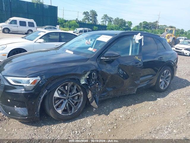 WA1LAAGE3MB002931 Audi E-tron Premium Plus Quattro