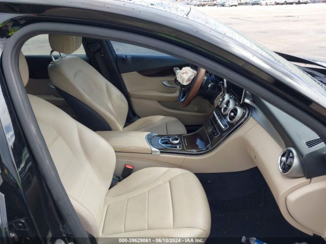 WDDWF4JB0JR327470 Mercedes-Benz C 300