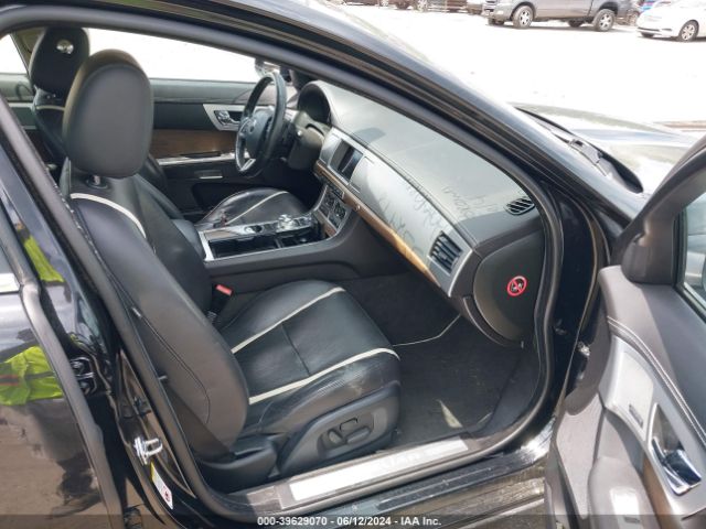 SAJWA0F72F8U67234 Jaguar Xf 3.0 Portfolio/3.0 Sport