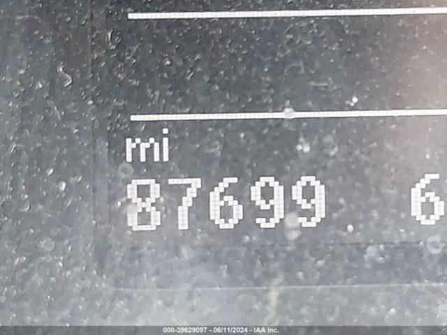 1VWBA7A36JC045965 Volkswagen Passat 2.0t Se