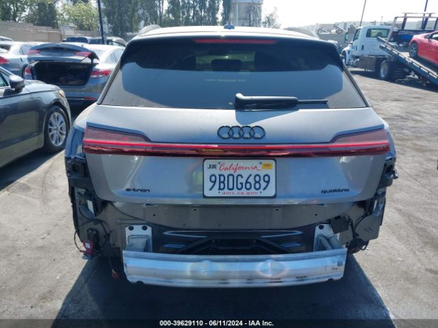 WA1AAAGE6NB027444 Audi E-tron Premium Quattro
