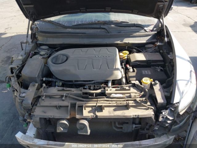 1C4PJLCS2FW678152 Jeep Cherokee Latitude