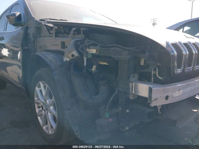 1C4PJLCS2FW678152 Jeep Cherokee Latitude
