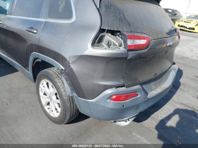 1C4PJLCS2FW678152 Jeep Cherokee Latitude