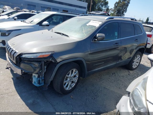 1C4PJLCS2FW678152 Jeep Cherokee Latitude
