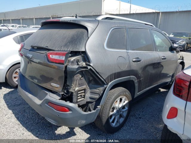 1C4PJLCS2FW678152 Jeep Cherokee Latitude