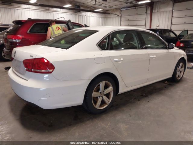 1VWAT7A36FC074475 Volkswagen Passat 1.8t Limited Edition
