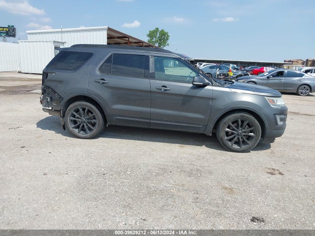 Ford EXPLORER XLT 2017 1FM5K7D89HGA15684 Image 14