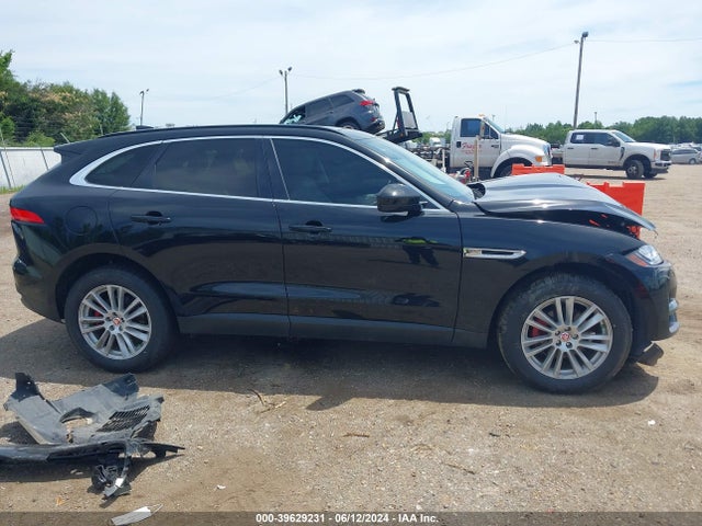 Jaguar F-pace 25t Prestige 2018 SADCK2FX0JA292739 Image 13