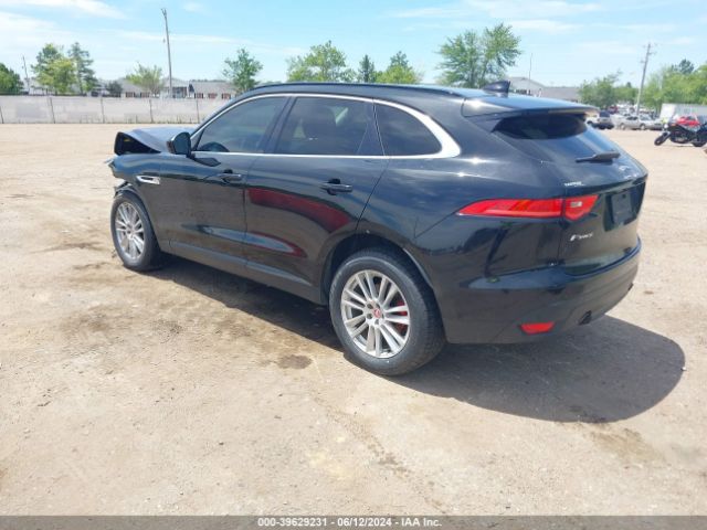 2018 JAGUAR F-PACE SADCK2FX0JA292739 Photo 2