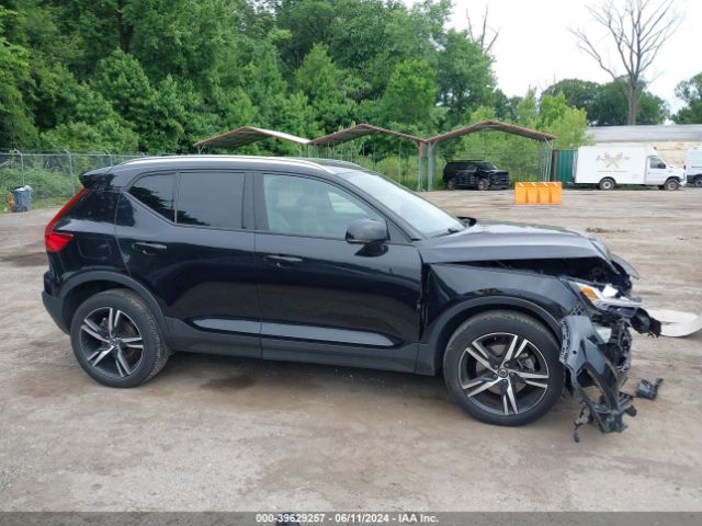 YV4AC2HK8K2129461 Volvo Xc40 T4 Momentum