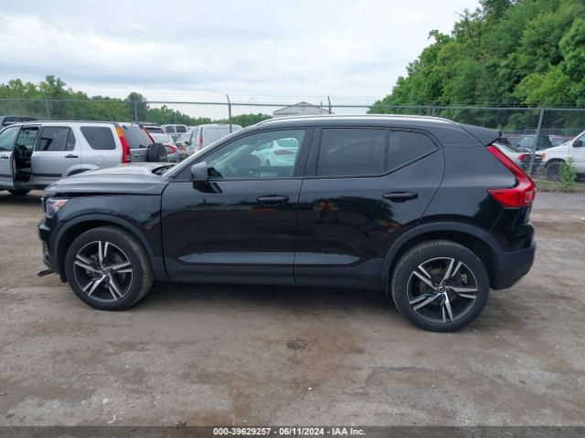 YV4AC2HK8K2129461 Volvo Xc40 T4 Momentum