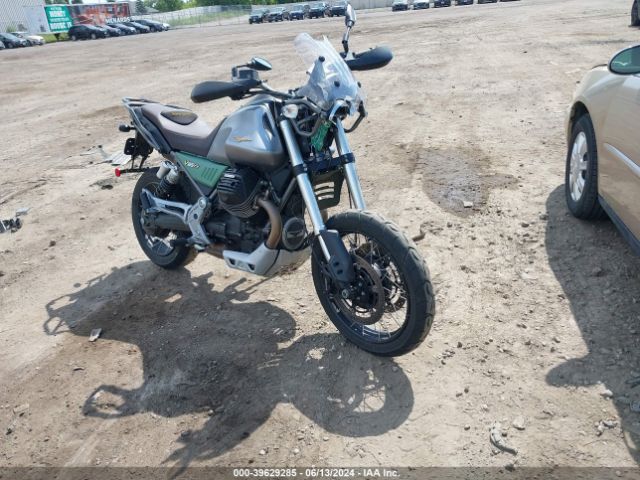 2022 MOTO GUZZI V85 TT ZGUKYUA08NM000719