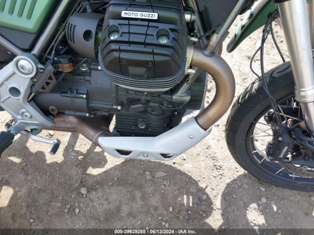 2022 MOTO GUZZI V85 TT ZGUKYUA08NM000719 Photo 7