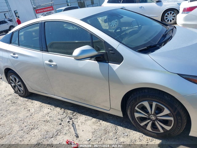 Toyota PRIUS PRIME 2018 JTDKARFP5J3089854 Image 13