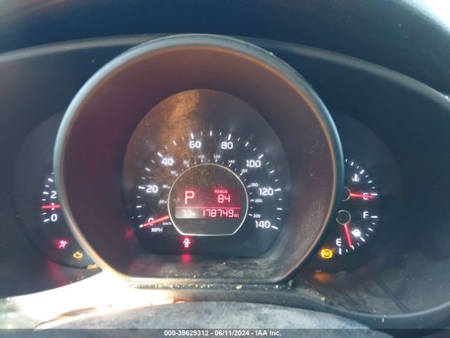 KNDJN2A27E7058221 KIA Soul