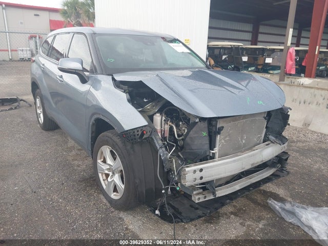 Toyota Highlander Le 2022 5TDZZRAH1NS090396 Image 18