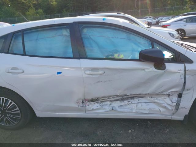 4S3GTAA65H3720533 Subaru Impreza 2.0i