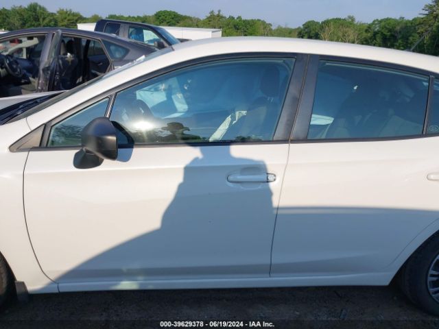4S3GTAA65H3720533 Subaru Impreza 2.0i