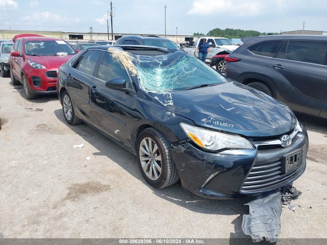 Toyota CAMRY XLE 2017 4T1BF1FK4HU634904 головне зображення