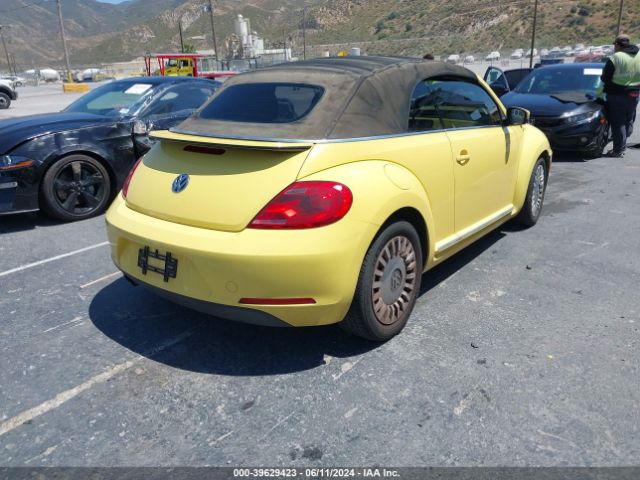 3VW517AT5EM823349 Volkswagen Beetle 1.8t