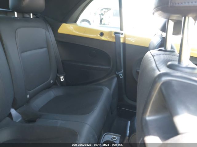 3VW517AT5EM823349 Volkswagen Beetle 1.8t