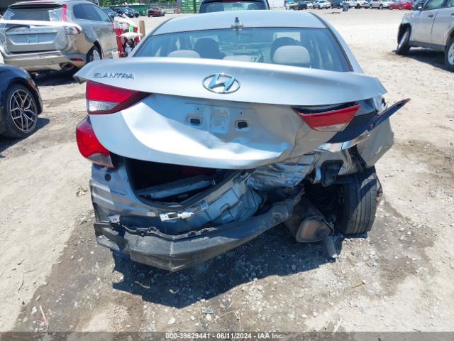 5NPDH4AE5GH746663 Hyundai ELANTRA SE
