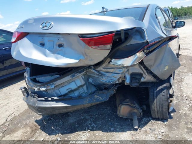 5NPDH4AE5GH746663 Hyundai ELANTRA SE