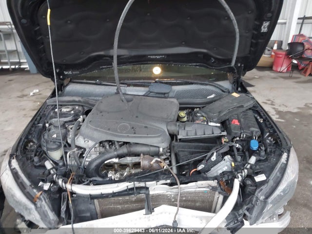 WDDSJ4EB3GN300836 Mercedes-Benz CLA 250