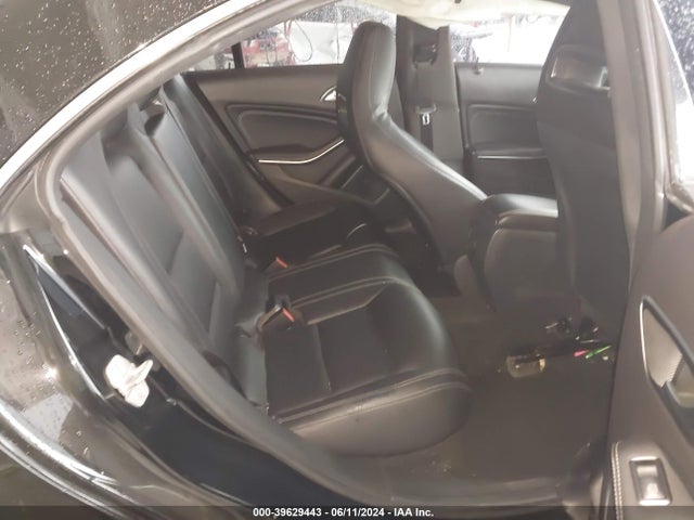 WDDSJ4EB3GN300836 Mercedes-Benz CLA 250